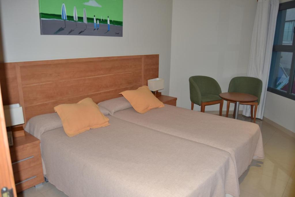 Aparthotel Bahia サン・ペドロ・デル・ピナタル エクステリア 写真