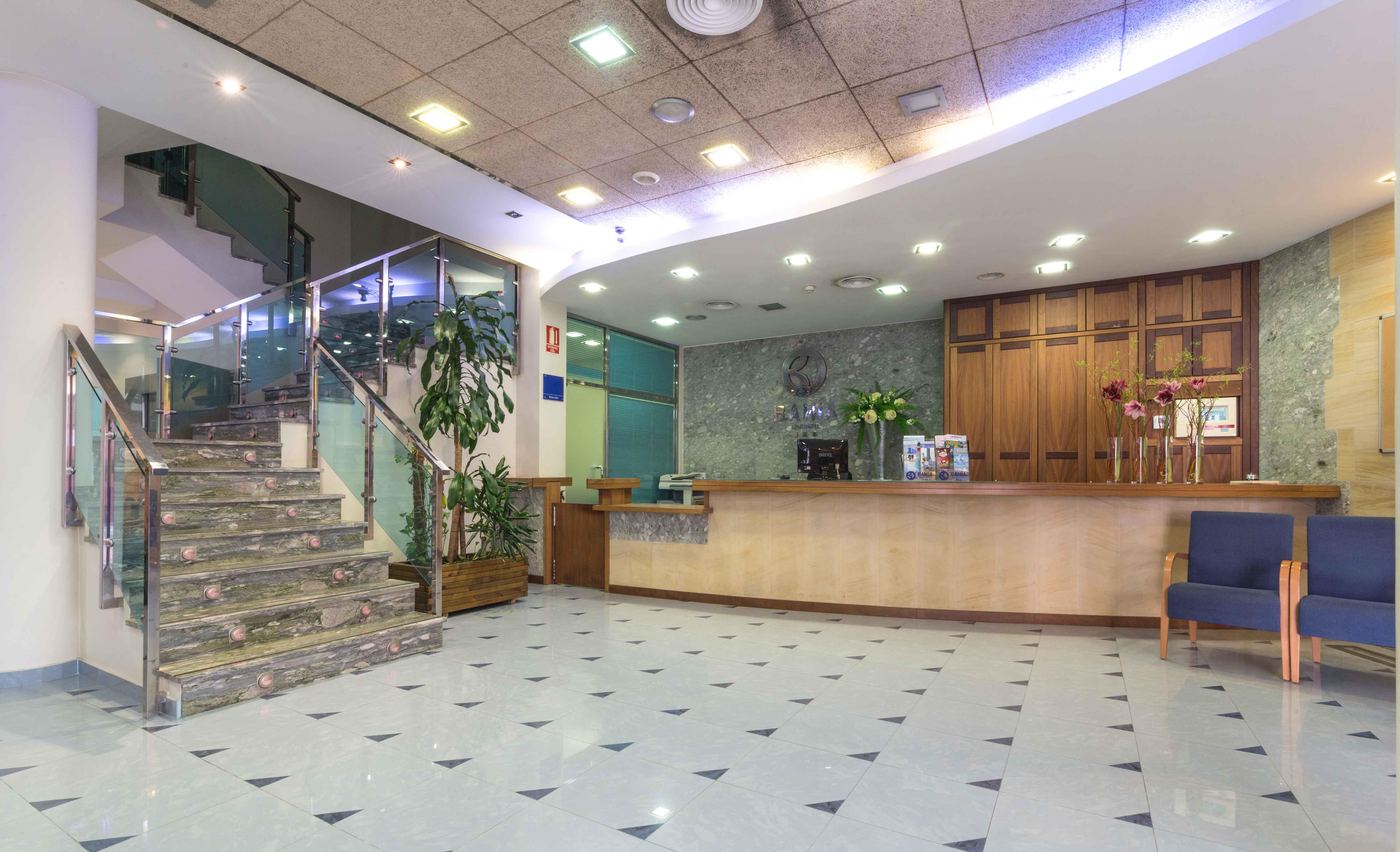 Aparthotel Bahia サン・ペドロ・デル・ピナタル エクステリア 写真