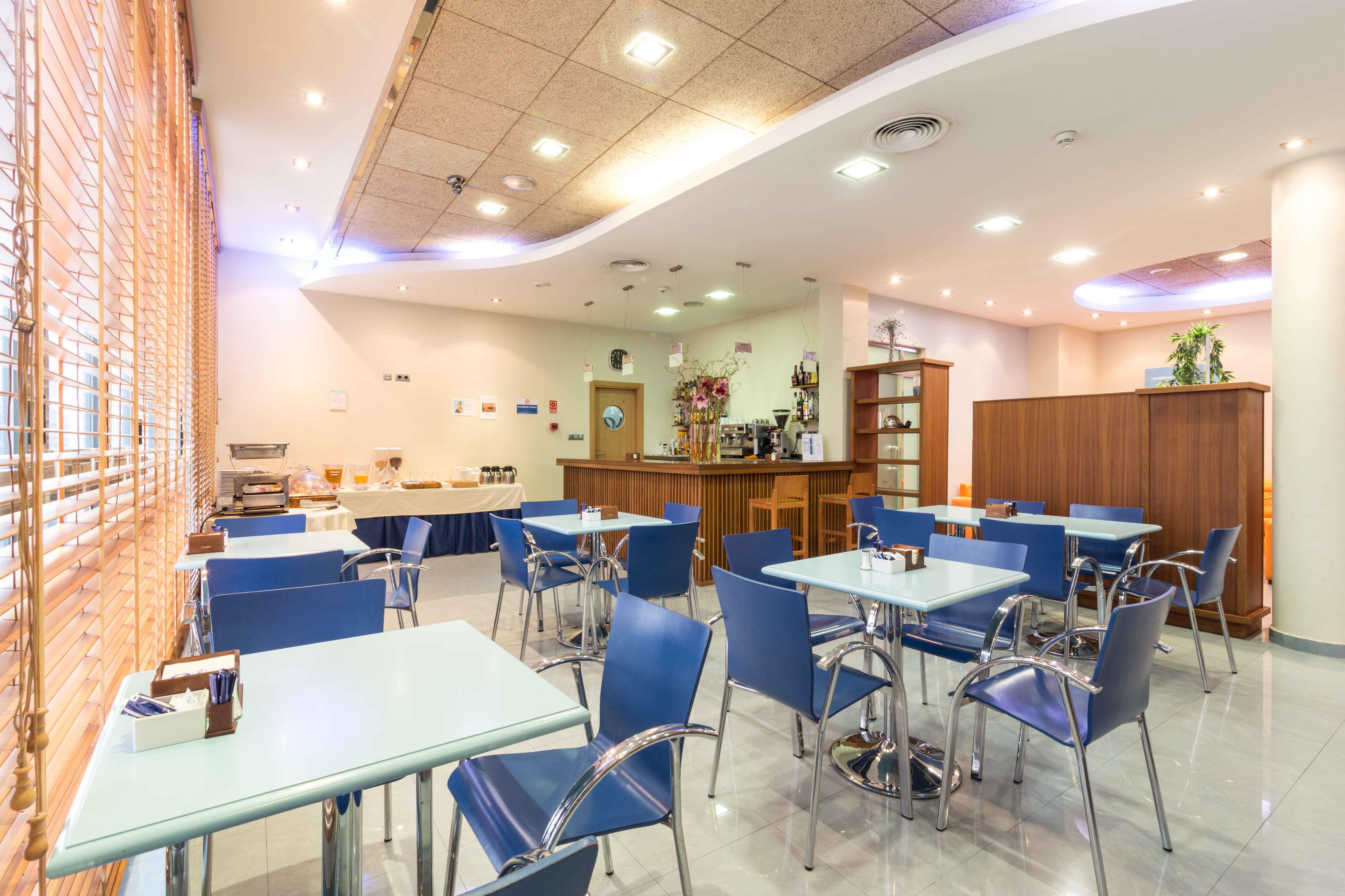 Aparthotel Bahia サン・ペドロ・デル・ピナタル エクステリア 写真