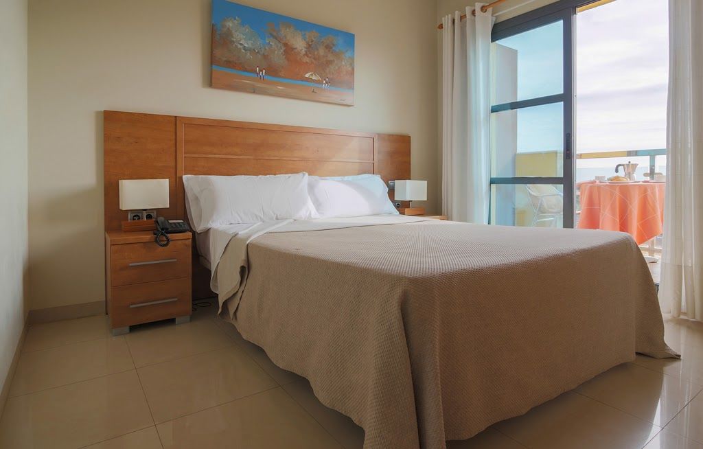 Aparthotel Bahia サン・ペドロ・デル・ピナタル エクステリア 写真