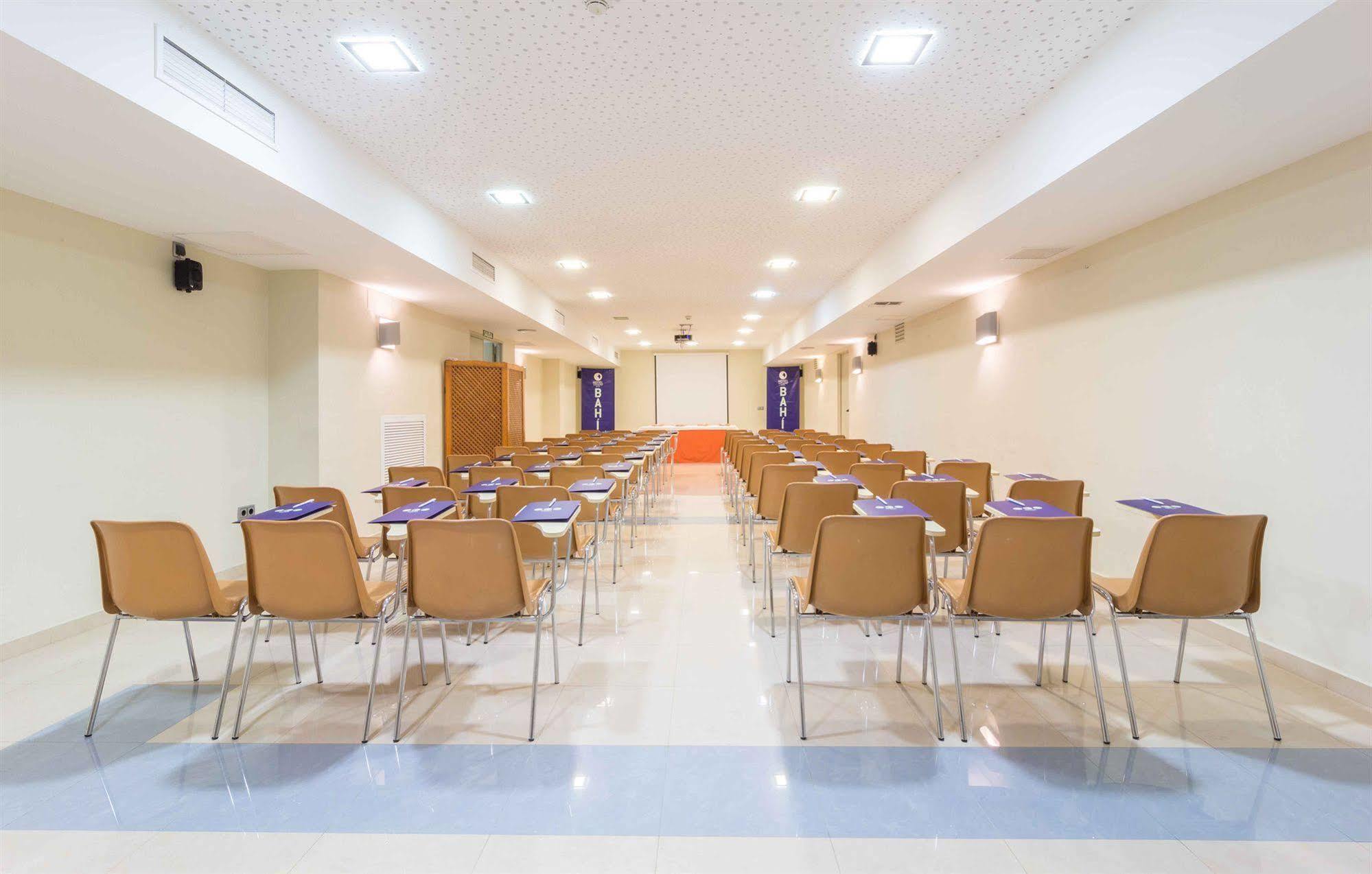 Aparthotel Bahia サン・ペドロ・デル・ピナタル エクステリア 写真
