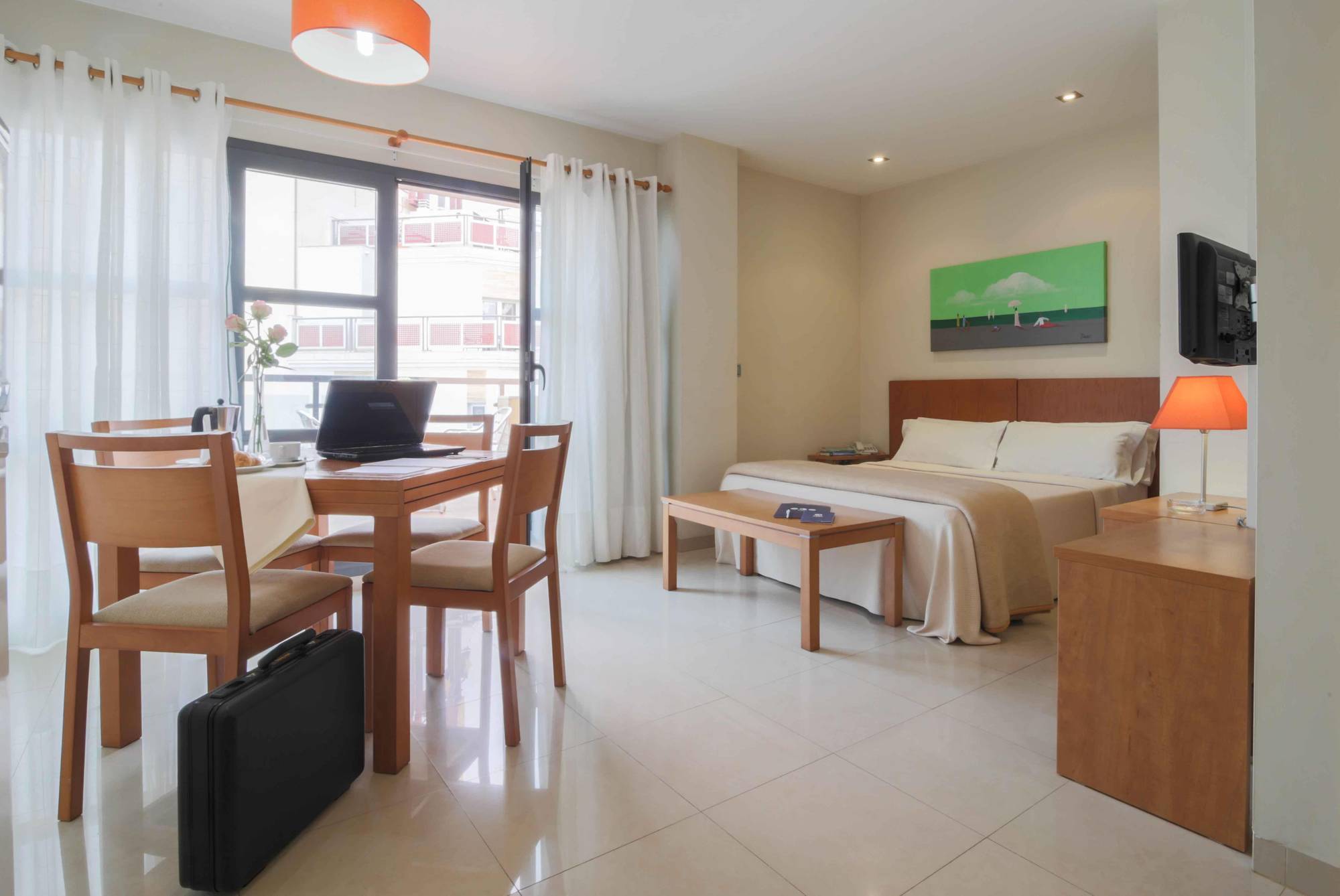 Aparthotel Bahia サン・ペドロ・デル・ピナタル エクステリア 写真
