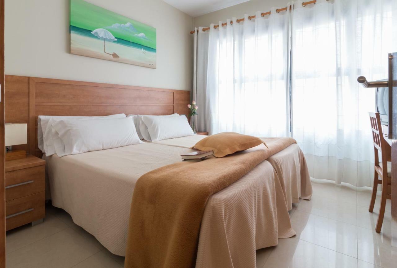 Aparthotel Bahia サン・ペドロ・デル・ピナタル エクステリア 写真